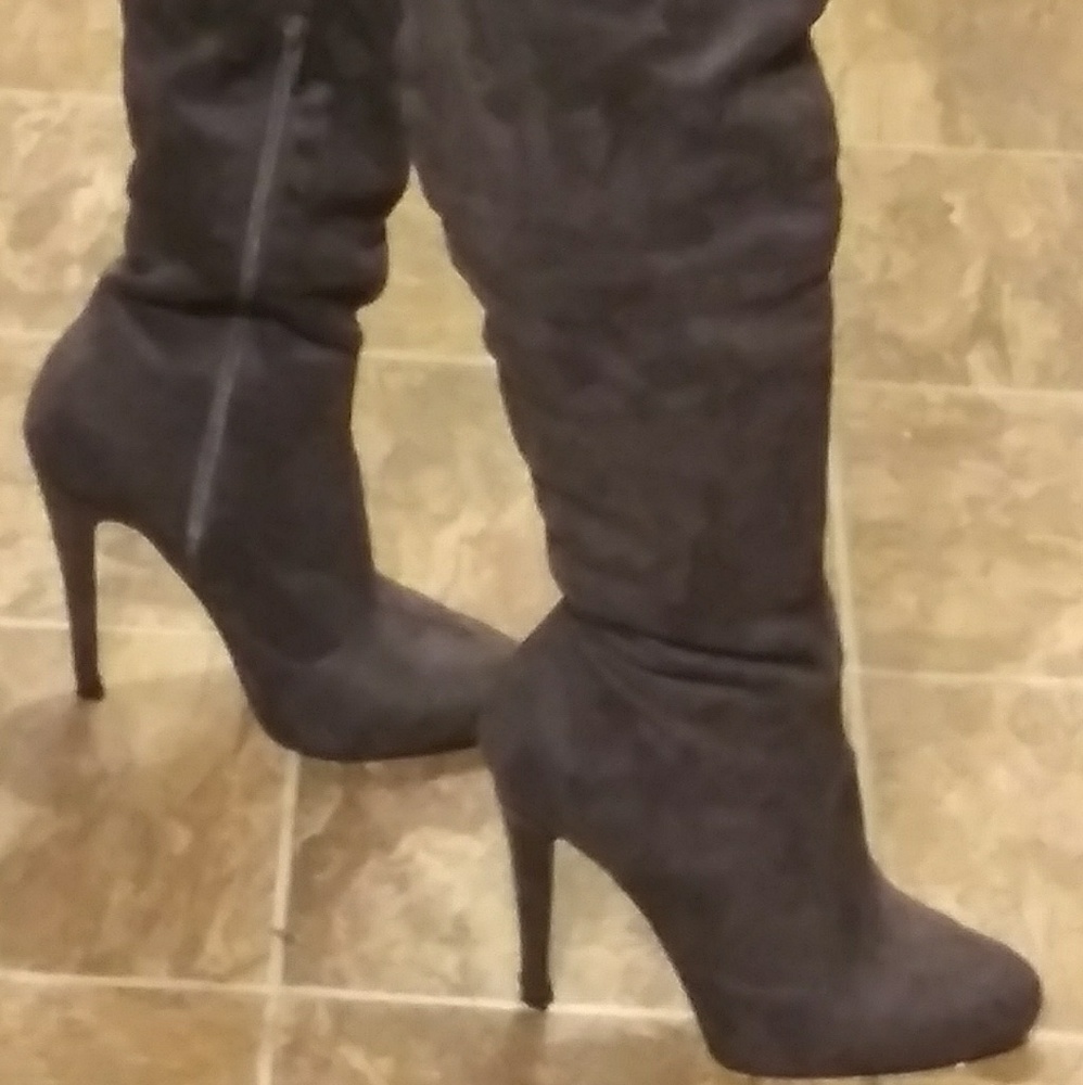 Knee high gray suede boots